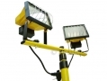 Twin head telescopic 500W halogen floodlight HL105 *Out of Stock*