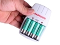 UniRoss X-Press 150 4 Slot Ni-Cad & Ni-MH Battery Charger RC101127 *Out of Stock*