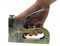 Heavy Duty Hand Operated Staple Gun 6-14mm Staples with 800 Staples ST003 *Out of Stock*
